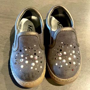 Toddler slip on shoes size 7